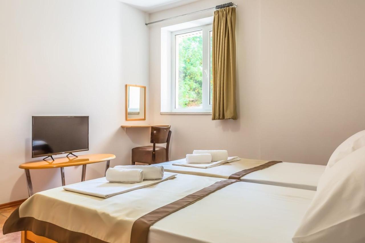 Motel Ljetni Raj Башка-Вода Экстерьер фото