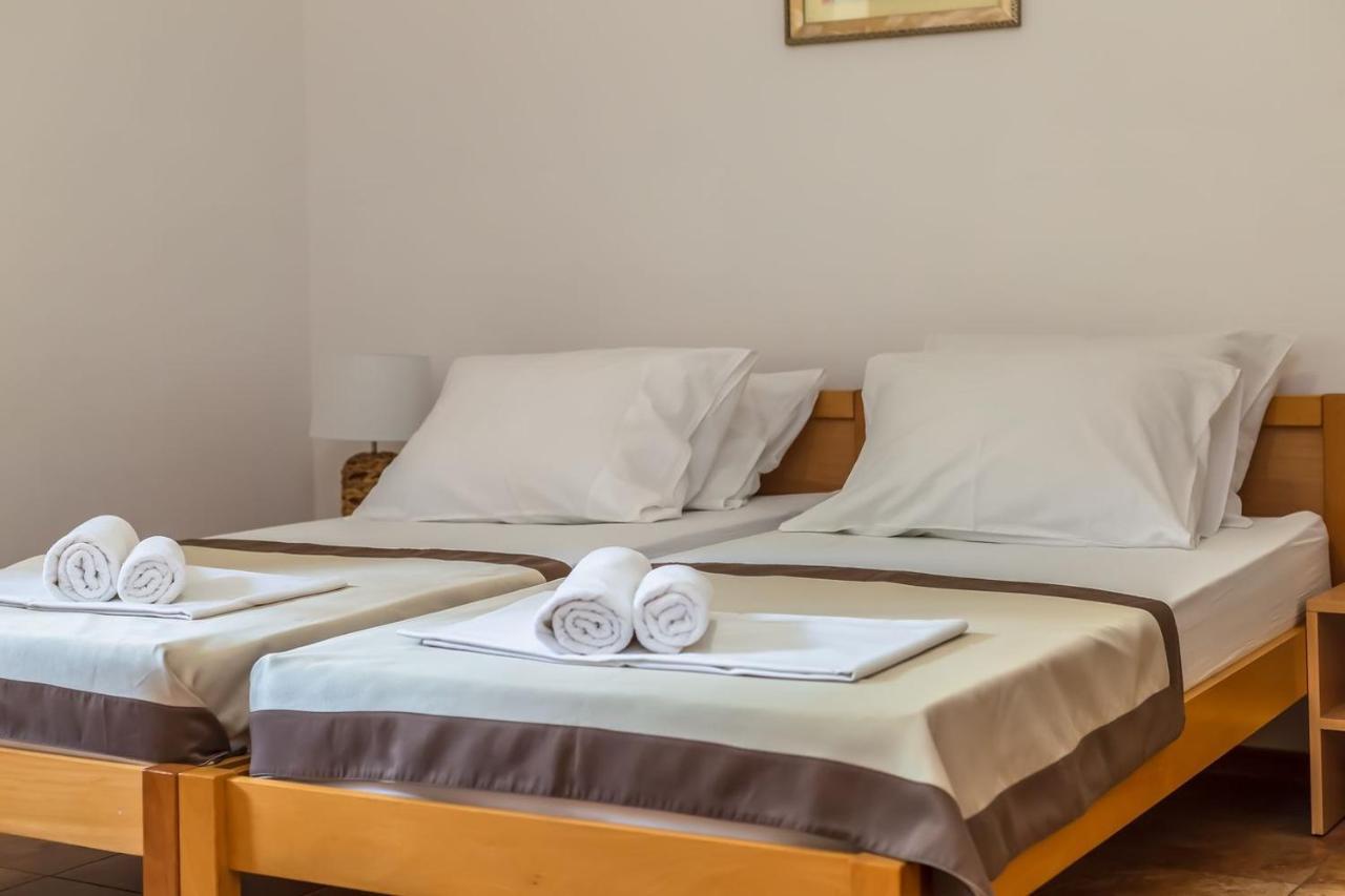 Motel Ljetni Raj Башка-Вода Экстерьер фото