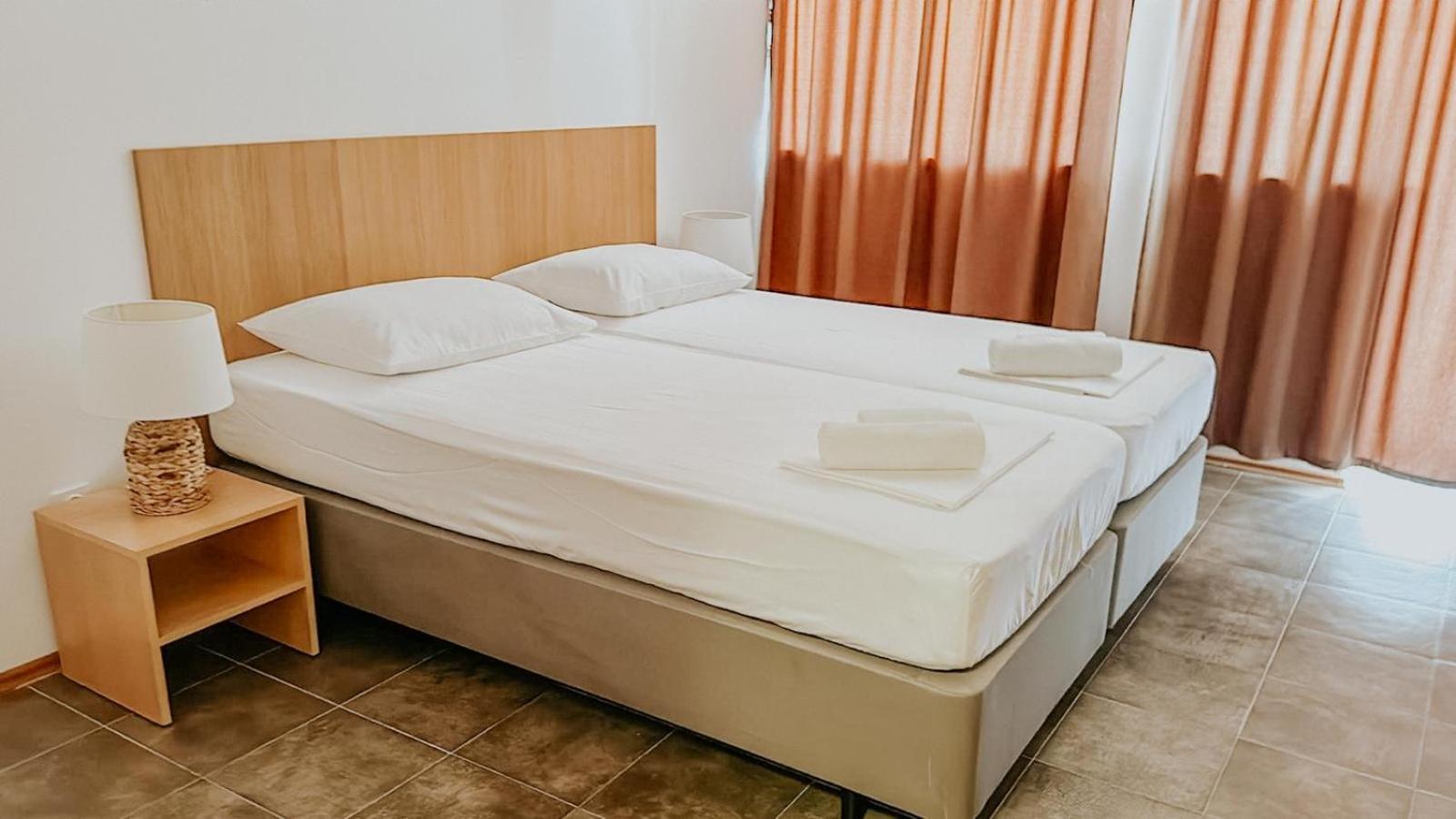Motel Ljetni Raj Башка-Вода Экстерьер фото